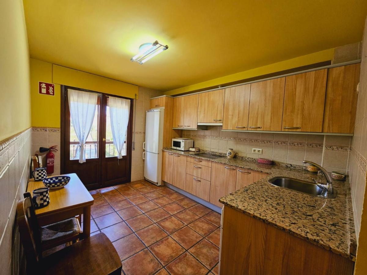 Lagar De Palacio Santa Cilia de Jaca Szoba fotó